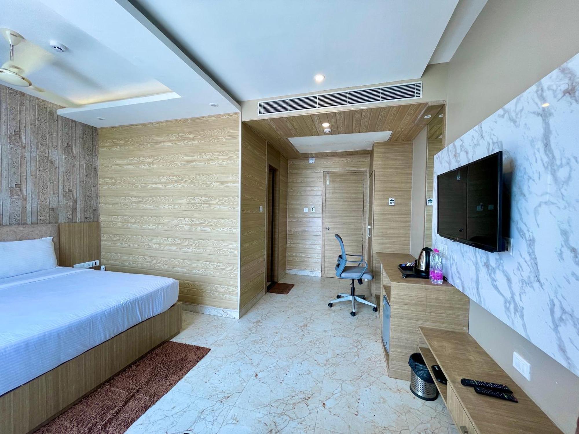 Hotel Tbs In 普里 外观 照片
