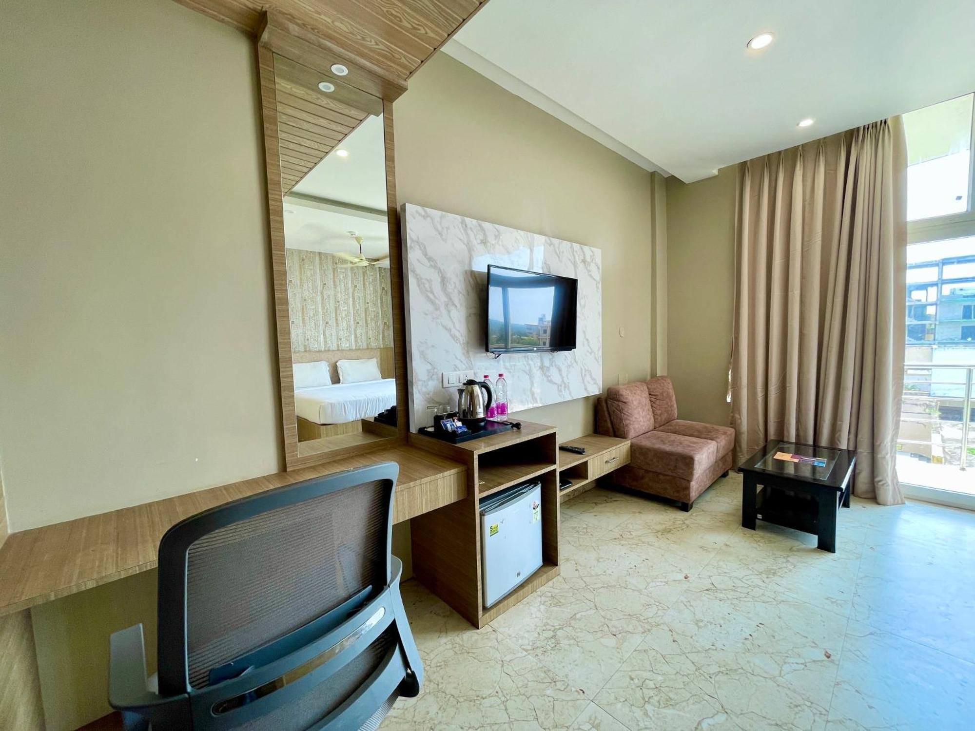 Hotel Tbs In 普里 外观 照片