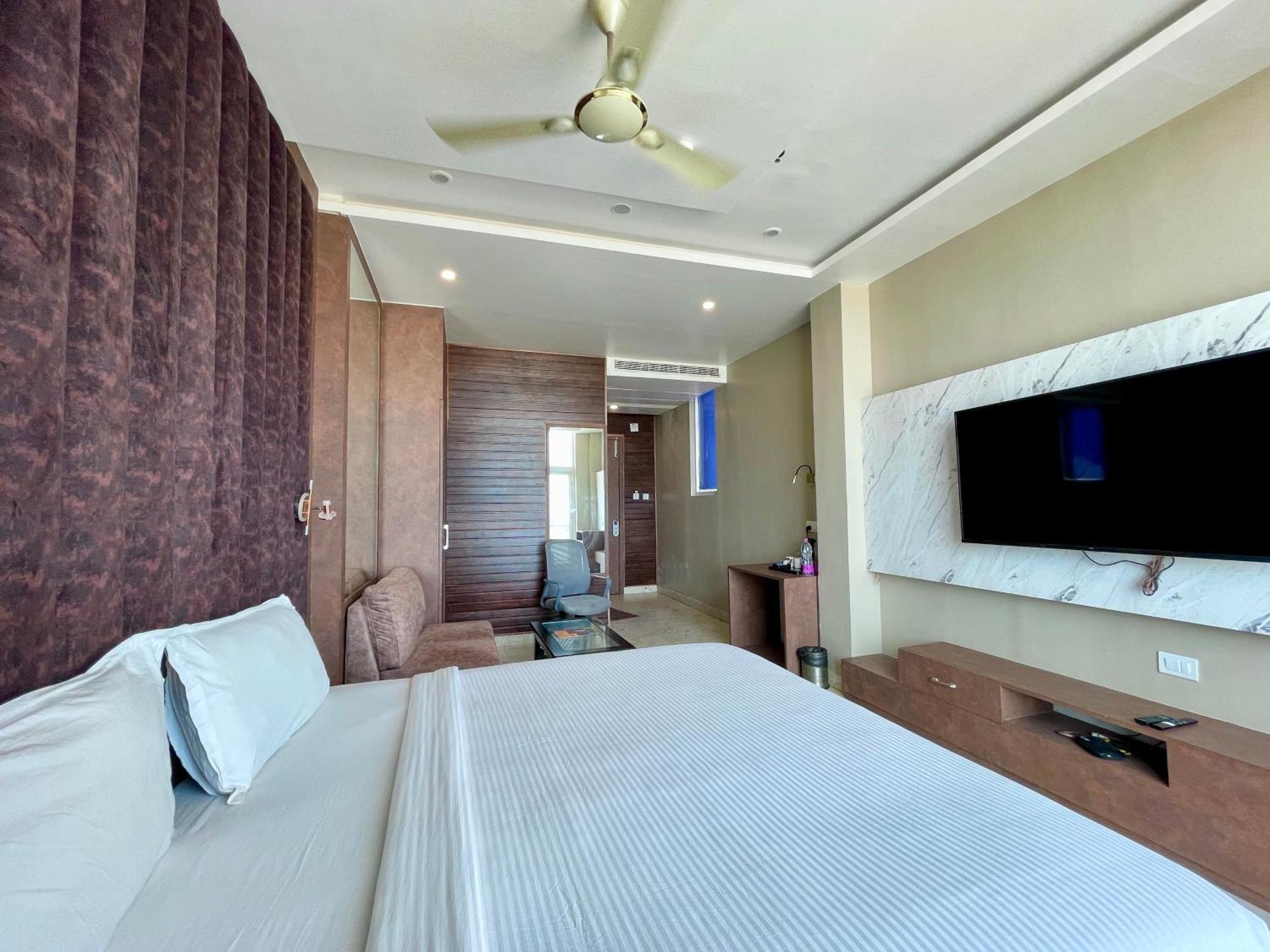 Hotel Tbs In 普里 外观 照片